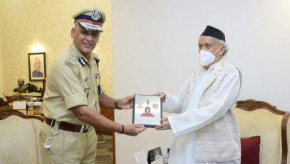 25.06.2021 : CRPF IG calls on Governor