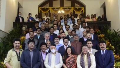 20.07.2021: Governor presents ‘Maharashtra Sanman’ to leaders of film industry