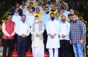 30.07.2021: Governor Koshyari felicitates 27 Jain Sanghas for their work during COVID pandemic