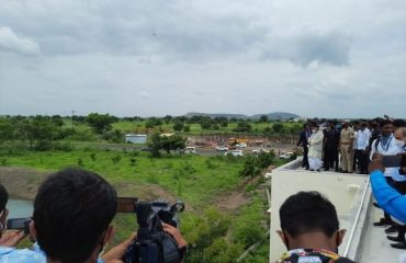 Governor inspected the rain water harvesting structures in the campus of SRTMU, Nanded