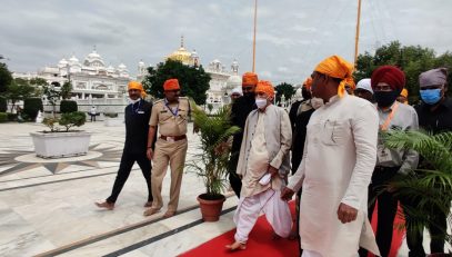 Governor visited the Takht Sachkhand Shri Abichalnagar Sahib Gurudwara in Nanded