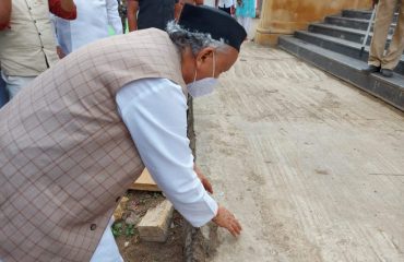 Governor visited Narsi Namdev, the birth place of Sant Namdev Maharaj in Hingoli district