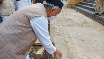 Governor visited Narsi Namdev, the birth place of Sant Namdev Maharaj in Hingoli district
