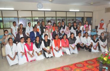 Governor visited the Rajmata Jijau Girls Hostel of VNMAU
