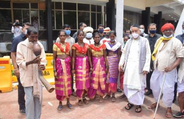 09.08.2021:  Governor attended the programme organized on the occasion of World Tribal Day at Vidhan Bhavan, Mumbai