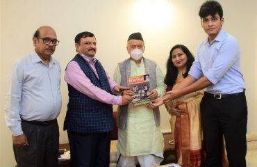 Sachchidanand Mishra, Managing Director of magazine Himalini met Governor