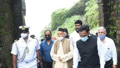 16.08.2021 : Governor trekked fort Sinhgarh