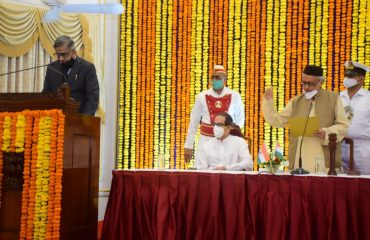 Justice Vidyasagar Kanade sworn in as Maharashtra Lokayukata