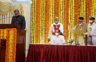 Justice Vidyasagar Kanade sworn in as Maharashtra Lokayukata