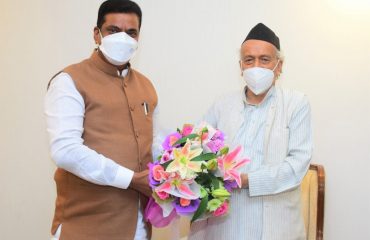 01.09.2021 : Union Minister of State Kapil Patil meet Governor Bhagat Singh Koshyari