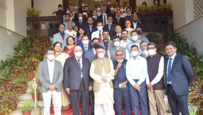Governor Koshyari felicitates top doctors and surgeons at ‘Gratitude’ Ceremony