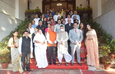 25.10.2021: Governor presents Rashtra Shakti Puraskars to 30 eminent personalities