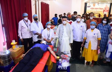 31.10.2021: राज्यपालांच्या हस्ते रक्तदान शिबिराचे उदघाटन