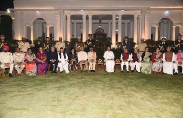 10.11.2021: Governors met Vice President of Indiain New Delhi