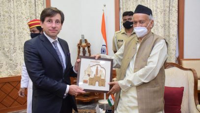 20.12.2021 : The Consul General of France meets Governor