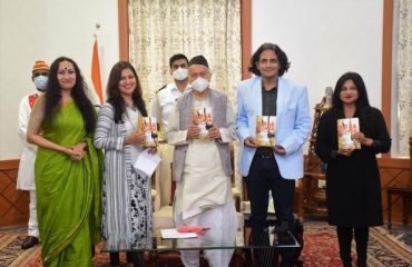 19.01.2022: Governor releases Tuhin Sinha's book 'The Legend of Birsa Munda'