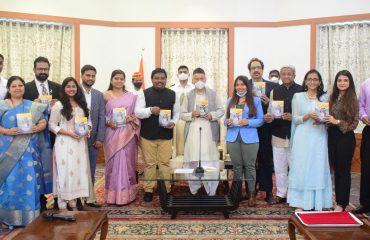 22.01.2022:  Governor Bhagat Singh Koshyari released the book 'COVID Warriors Diaries' authored by Mihir Kisan Bhoir at Raj Bhavan, Mumbai. Former Dean of Lokmanya Tilak Hospital Sion Dr Suleman Merchant, founder of Sai Leela Foundation Rashmi Upadhyaya, doctors Charuta Mandke, Dhiraj Kumar, Shefali Kesharwani, Vaibhavi Majgaonkar and Dr Pooja Pandey, Hemang Jangla, Shankar Munse and others were present.