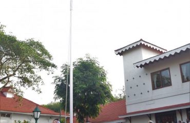 26.01.2022 : Governor unfurled the National Tricolour at Raj Bhavan