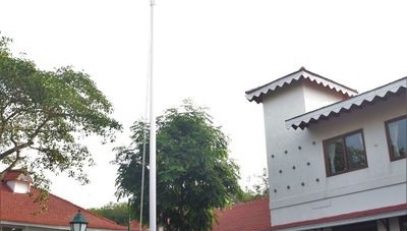 Governor unfurled the National Tricolour on the occasion of the Republic Day at Raj Bhavan