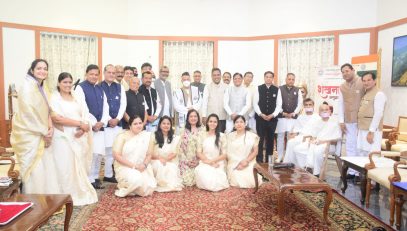 Governor Koshyari attends 74th Anuvrat Sthapna Diwas' at Raj Bhavan