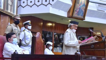 Governor addresses the joint session of the legislature