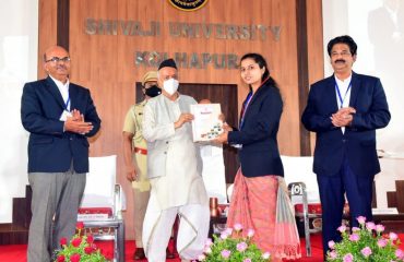 05.04.2022:  Governor presented the President's Gold Medal, Chancellor's Gold Medal at Shivaji University Kolhapur