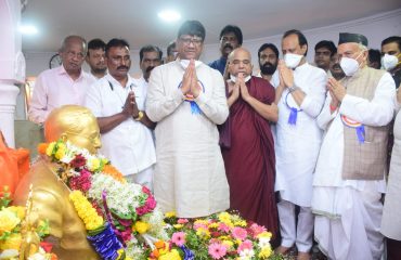14.04.2022 : Governor offers floral tributes to Dr Babasaheb Ambedkar on his birth anniversary