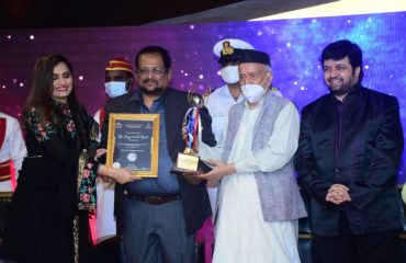 20.04.2022 : Governor presents Sai Business Club Awards to promising entrepreneurs, startups