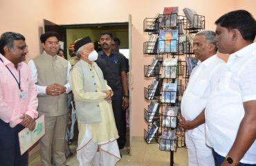 07.05.2022 : Governor visited the Village of Books Bhilar