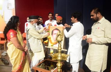 01.08.2022 : Governor paid tributes to Sahitya Ratna Annabhau Sathe