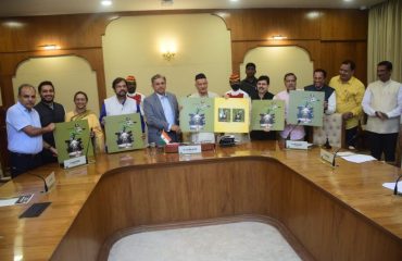 Governor releases poetry book by MU VC Suhas Pednekar