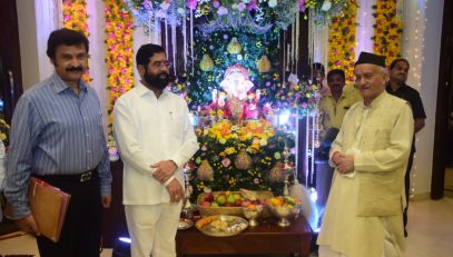 Governor visits CM residence for Ganesh Darshan