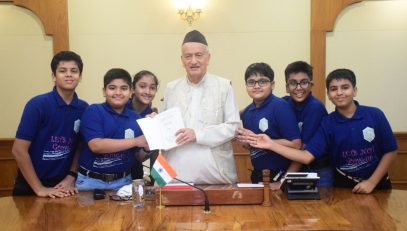 08.09.2022 : A group of Children's Academy Group of Schools Malad met Governor