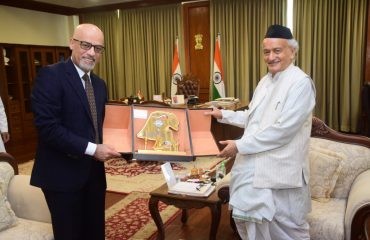 14.10.2022 : कुवैतच्या नवनियुक्त वाणिज्यदूतांनी घेतली राज्यपालांची भेट
