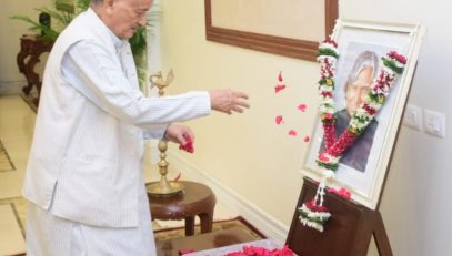 15.10.2022 : Governor offers floral tribute to Dr APJ Abdul Kalam on 91st Birth Anniversary