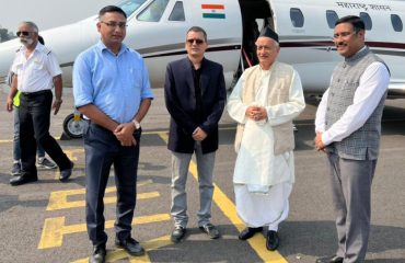 18.10.2022 : Governor arrived at Pant Nagar airport in Udham Singh Nagar, Uttarakhand