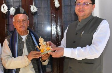 24.10.2022 : Uttarakhand CM met Governor Koshyari