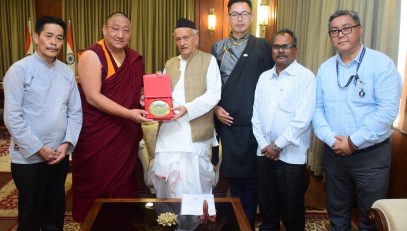 06.11.2022 : Members of Tibetan Parliament Ven Geshe Adrug Tsetan met Governor