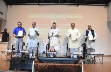 11.11.2022 : Governor released 'Ekatma Manav Darshan - Glossary of Concepts'