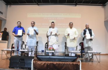 11.11.2022 : Governor released 'Ekatma Manav Darshan - Glossary of Concepts'