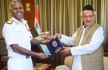 14.01.2023 : Rear Admiral A N Pramod meets Governor Koshyari