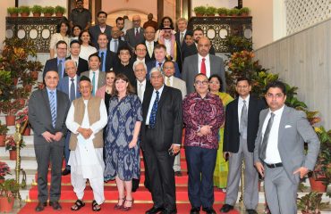 16.01.2023 : Diplomats of 35 countries meet Governor Koshyari