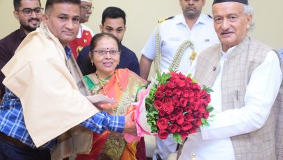 01.02.2023 : Governor gave a warm farewell to his official driver Mohan More