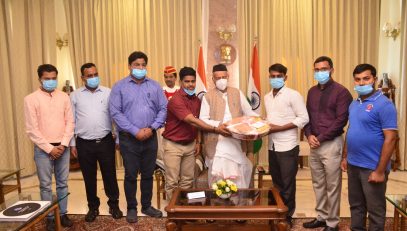 Governor Koshyari becomes 'Nikshay Mitra'; Presents Nutritious Diet Kit to TB patient