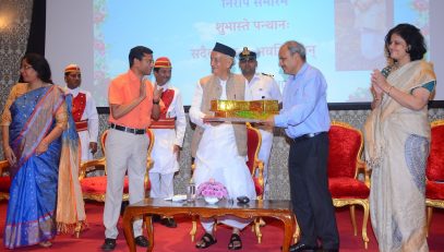 16.02.2023 : Farewell to Governor by the staff and officers of Raj Bhavan