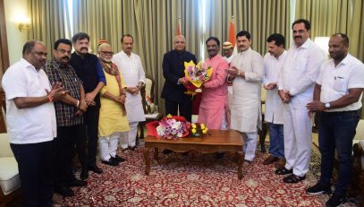 26.02.2023 : Maha Vikas Aghadi delegation led by Ajit Pawar and Ambadas Danve met the Governor