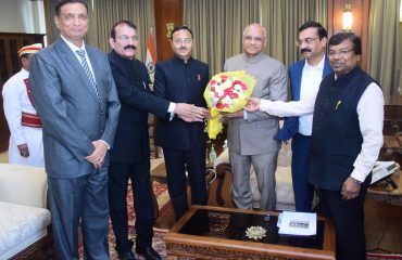 03.03.2023 : महाराष्ट्र लोकसेवा आयोगाच्या सदस्यांनी घेतली राज्यपालांची भेट