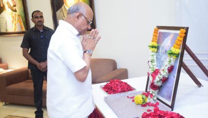 12.03.2023 : Governor offers tribute to Late Yashwantrao Chavan on his Birth Anniversary