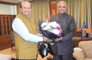 26.03.2023 : Lt. Governor of Delhi meets Governor Ramesh Bais