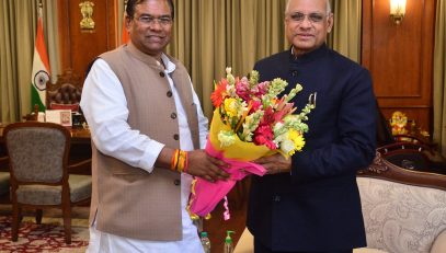 19.04.2023 : Union Minister of State Faggan Singh Kulaste meets Governor